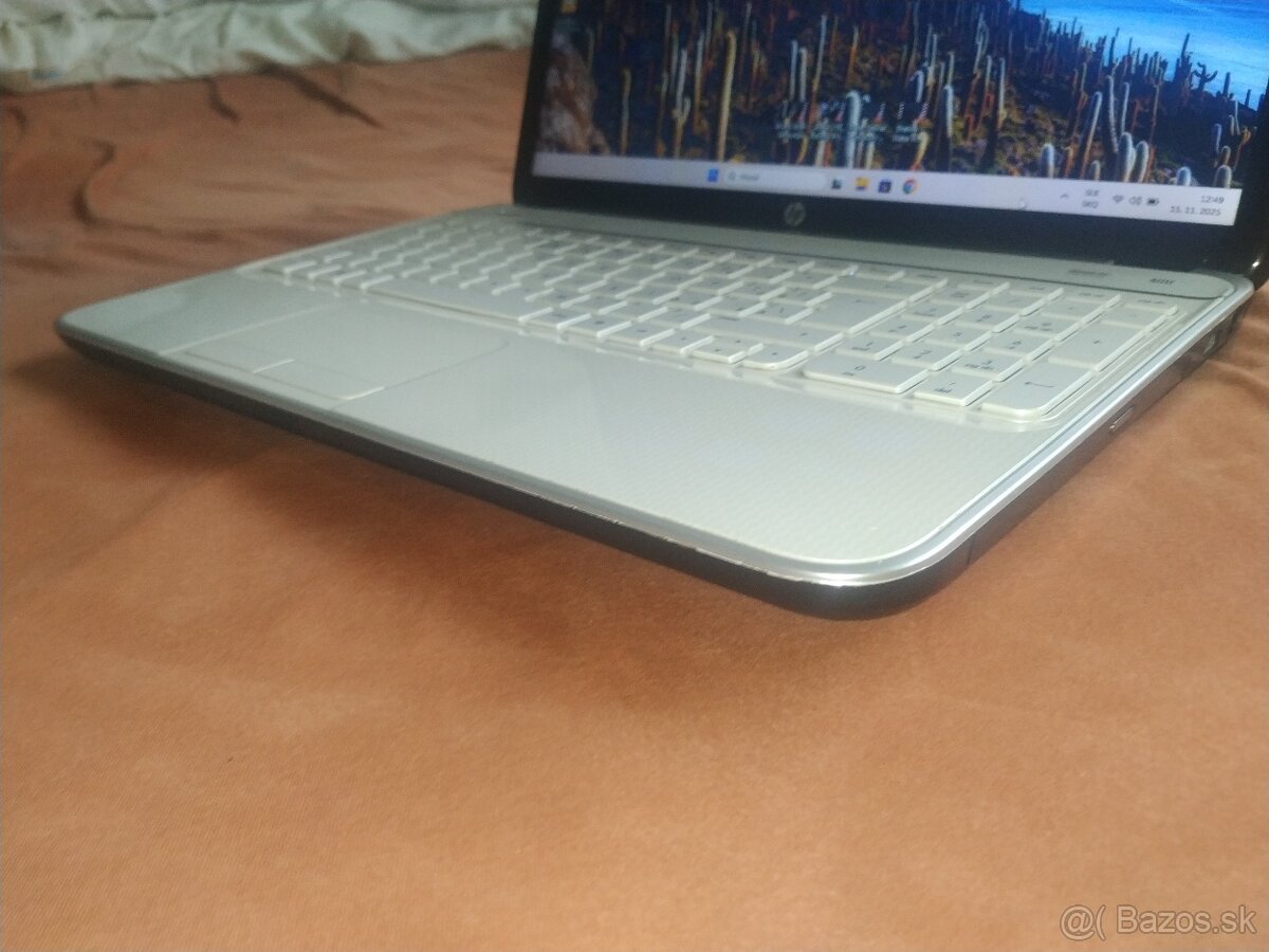 HP. 15,6“ LED. Disk 500 GB. Grafika 2 GB. Nová baterka. - 6