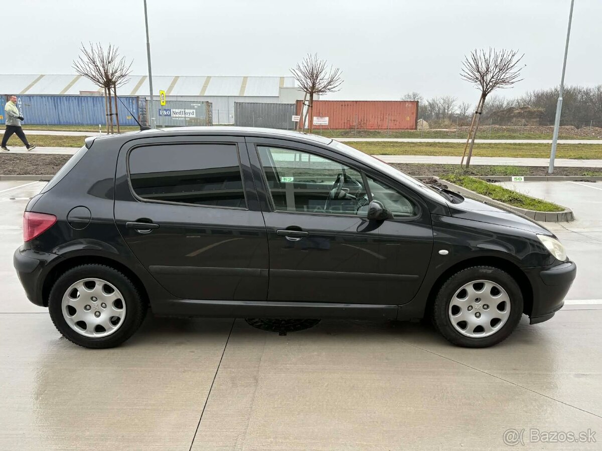 Predám Peugeot 307 1.6.hdi 80kw Rok výroby 2006 stk+ek platn - 6