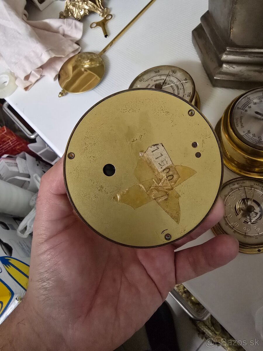 hodiny, barometer, teplomer a vlhkomer - 6