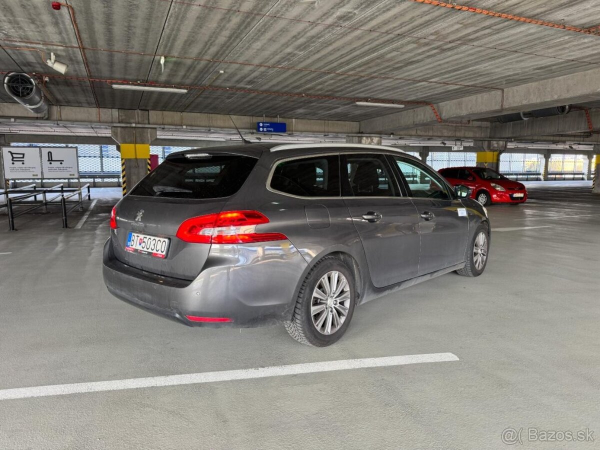 Peugeot 308 SW - 6
