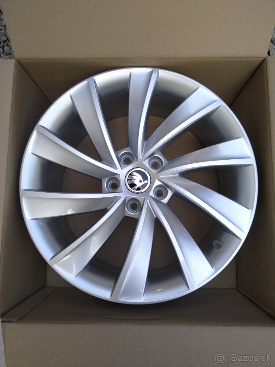 18" alu ŠKODA PEGASUS originál 100 % stav. - 6