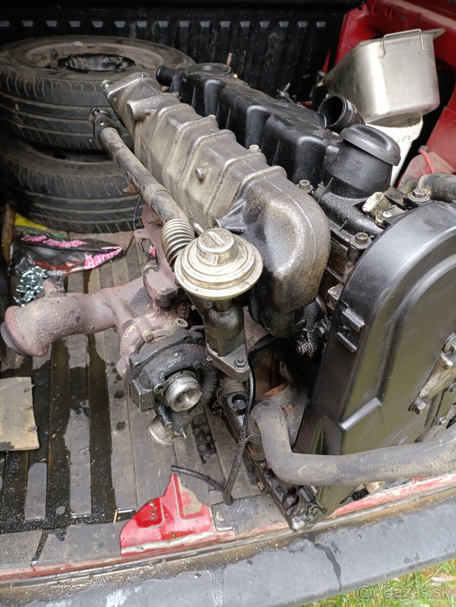 Rozpredám motor 2.0 HDI 80kw RHZ/ 2.0HDI 66kw RHY - 6