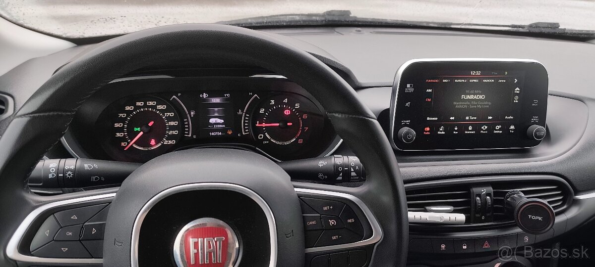 Fiat Tipo SW (Kombi) 1.4 T-Jet Lounge - 6