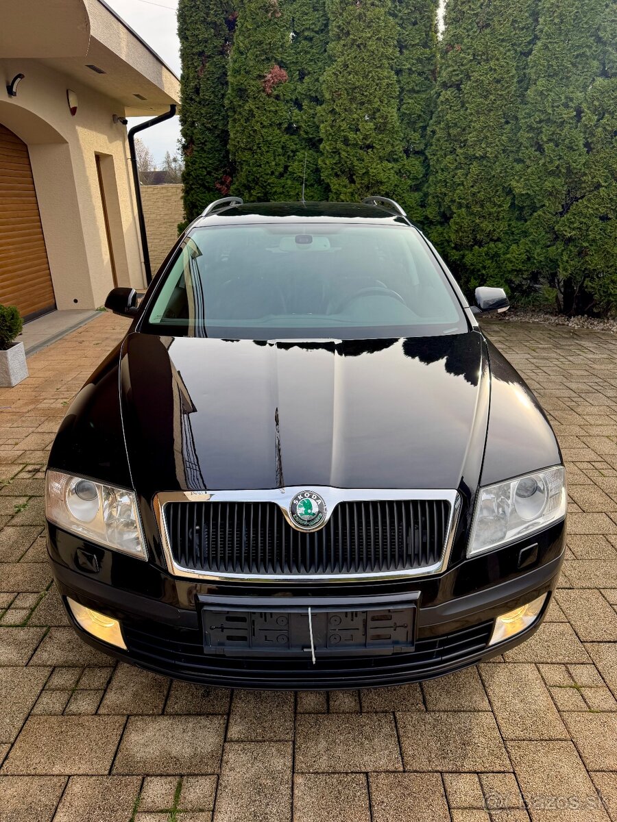 Skoda Octavia COMBI 2.0Tdi 103kw L&K DSG+Xenon+Navi+Tažne - 6