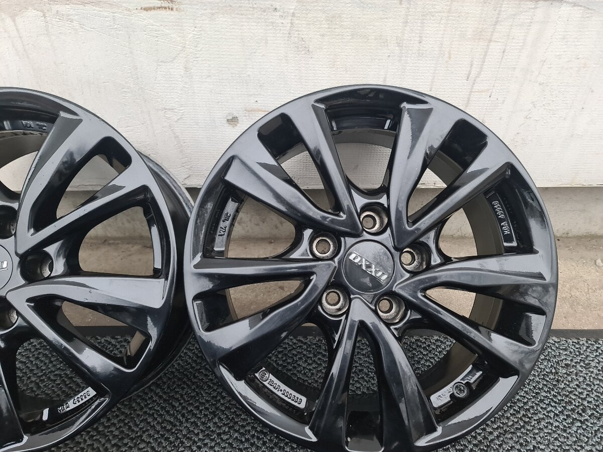 OXXO ALU DISKY 5X114,3 R16 - 6