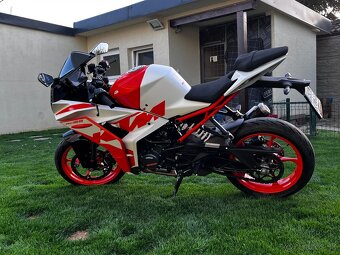 KTM RC 125 - 6