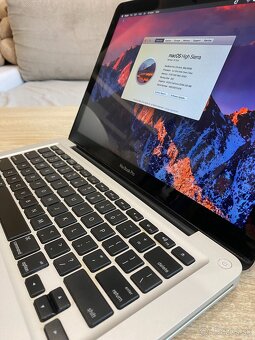 MacBook PRO 2010, 13", 6GB RAM, SSD + 500GB HDD - 6