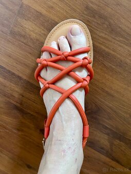CELOKOŽENÉ SANDÁLKY zn.TOMMY HILFIGER č.40 - 6