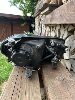 Predné svetlá VW Golf 7 U-TYPE Black - 6