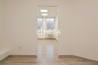PRENÁJOM komerčného priestoru (26 m2) blízko centra Humenné - 6