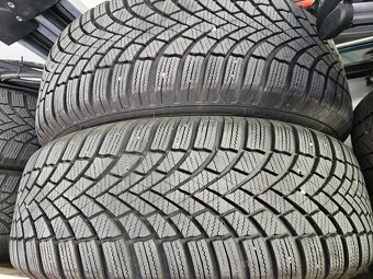 Zimne pneu Bridgestone 215/60 R17 - 6