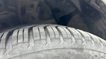 Predám Toyotu Corollu sedan, r.v. 2017, 1. Majiteľ - 6