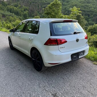 Volkswagen Golf 7 - 6