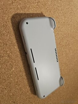Retroid Pocket 3 - retro herná konzola s androidom - 6