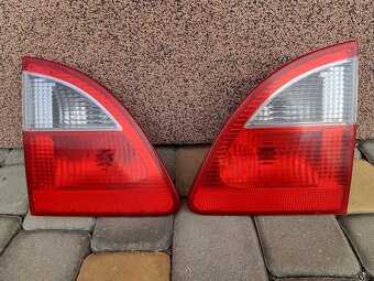 ford galaxy 2002 zadné svetlá - 6
