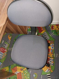 Stôl a stolička - 6