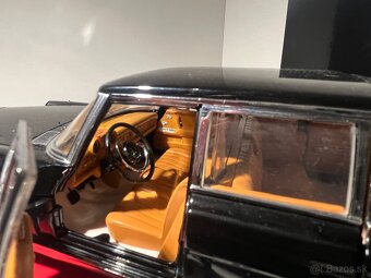 Mercedes piano pullman S600 1:18 - 6
