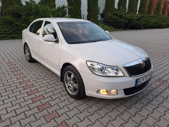 Škoda Octavia II Facelift 1.6 TDI DSG 7 automat 2011 - 6