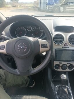 Opel corsa - 6