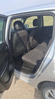 Opel zafira tourer 1.4 turbo 103kw rok 2016 - 6