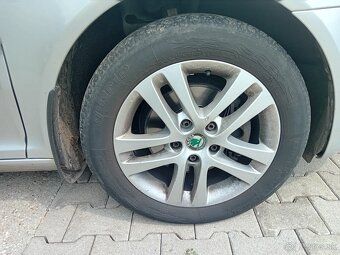 Škoda octavia 2 combi 4x4 - 6