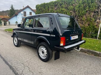 Lada Niva 1.7 - 6