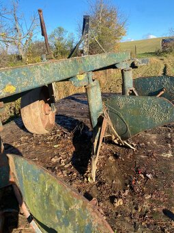 predam vymenim 3-radlicny pluh - 6