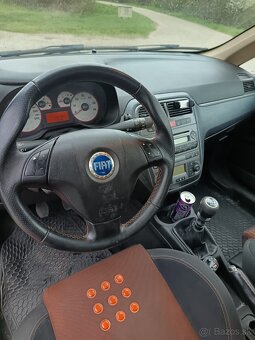 Fiat Grande Punto - 6