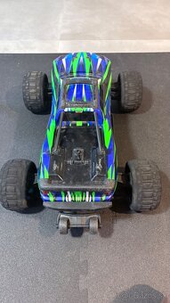 Predám Traxxas Maxx 1:10 - 6