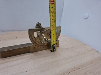 Predám starý mosadzný KLINOMETER (náklonomer) 65 € - 6