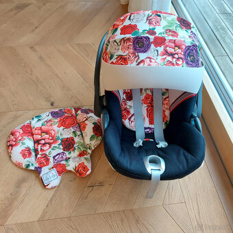 Cybex Cloud T i-Size autosedacka so zakladnou// Blossom - 6