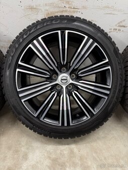 Zimná sada Volvo - 5x108 R18 , 235/45/18 Volvo V60 / S60 - 6