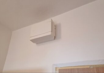 Rezervované - Čiastočne zrekonštruovaný bytík s loggiou - 6