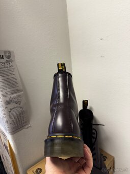 Predám Dr. Martens 1460, veľkosť 43 - 6