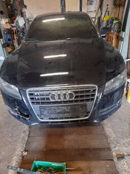 Motor Audi a5 8t  ,a4 b8 - 6