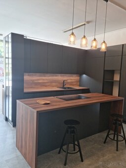 Kuchynská linka - 6