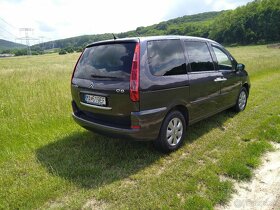 Citroen C8 - 6