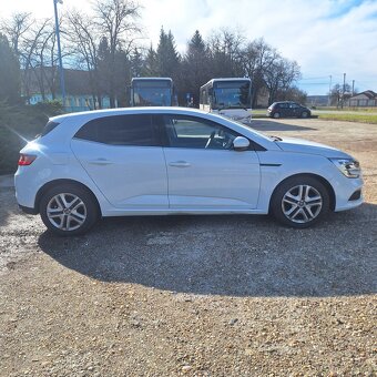 Renault Megane hatchback IV - 6