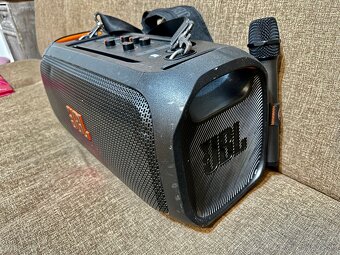 JBL Partybox on the go - 6