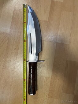 NESKUTOČNÝ LOVECKÝ NOŽ - DLŽKA ČEPELE 30 cm - 6