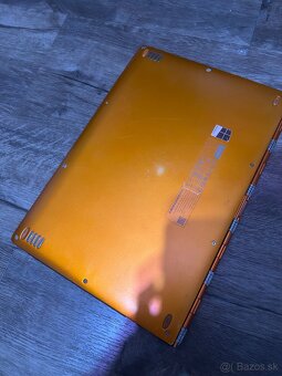 Lenovo Yoga 900 - 6