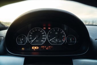 BMW E46 330ci r.v. 4.2000 - 6