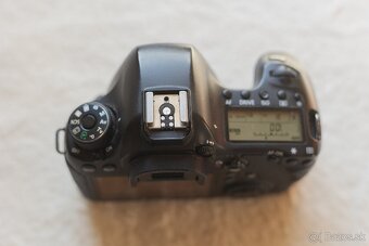 Canon EOS 6D - 6