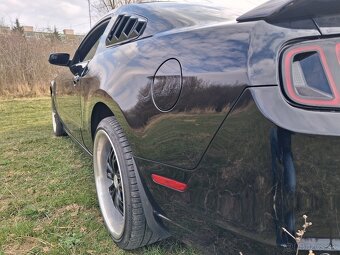 Ford mustang - 6
