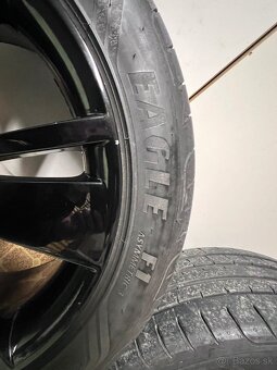 Škoda Superb 3 disky s pneumatikami  235/45 R18 - 6