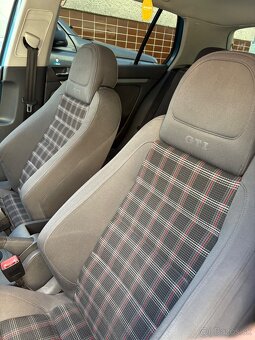Volkswagen Golf V 2.0 TDi 4 Motion - 6