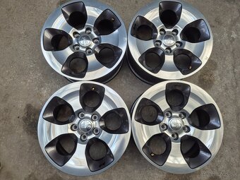 5x127 r18 ET44,45 x 7,5J elektróny originál JEEP - nepoužité - 6