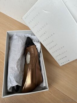 Geox slávnostné lodičky 39 - 6