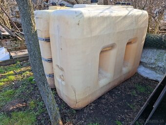 Plastová nádrž - 6