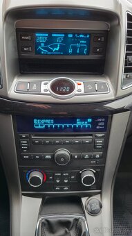 Predám chevrolet captiva - 6